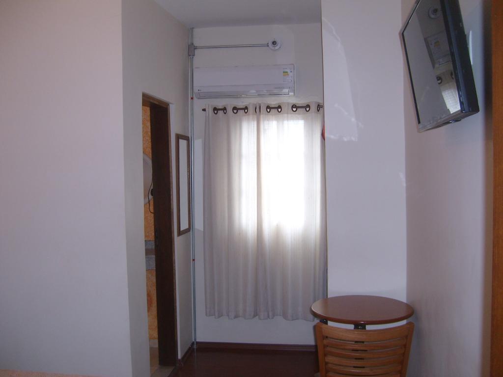 Hotel Rafeli Boituva Exteriör bild