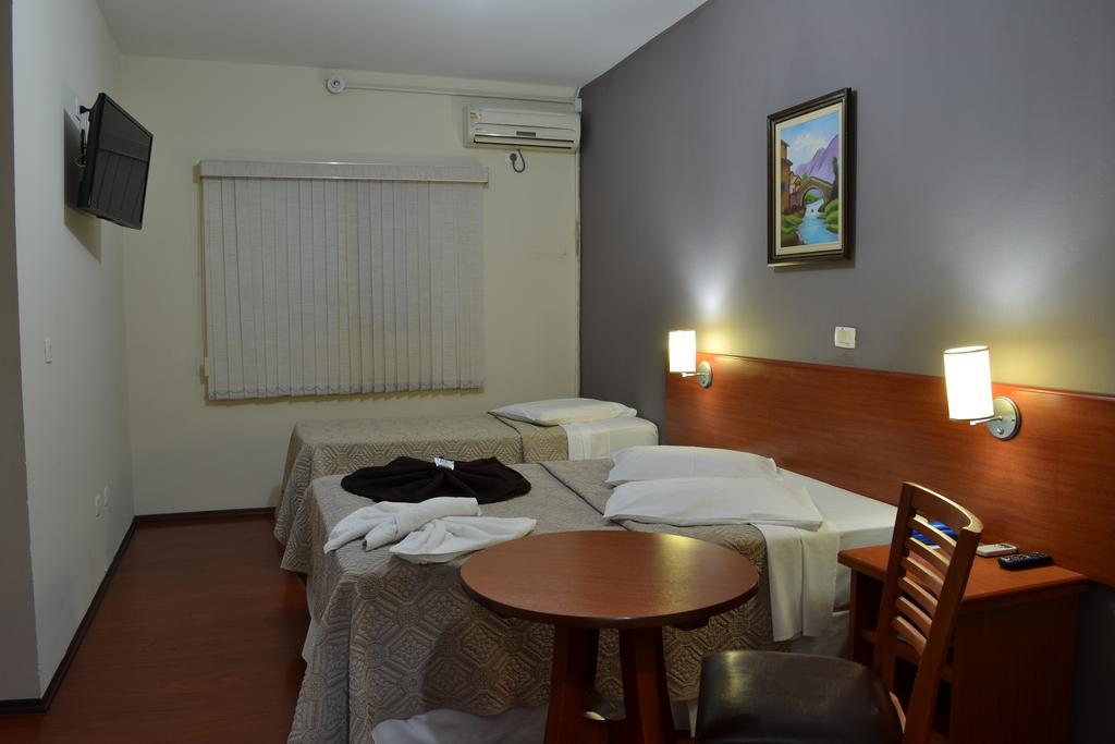 Hotel Rafeli Boituva Exteriör bild